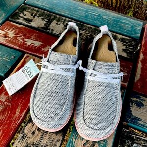 Hey Dude Knit Collection-Wendy Halo White Pink